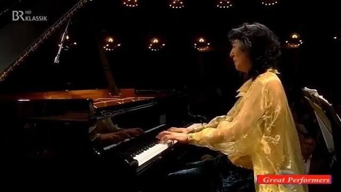 MITSUKO UCHIDA Beethoven Piano Concerto 4 Mariss Jansons Bavarian