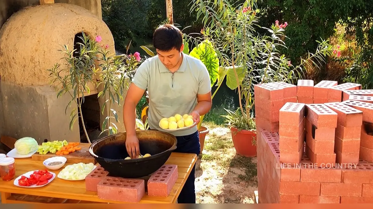 UZBEK DYMLAMA IN KAZAN! Built a stove! Cooking outdoors. ASMR