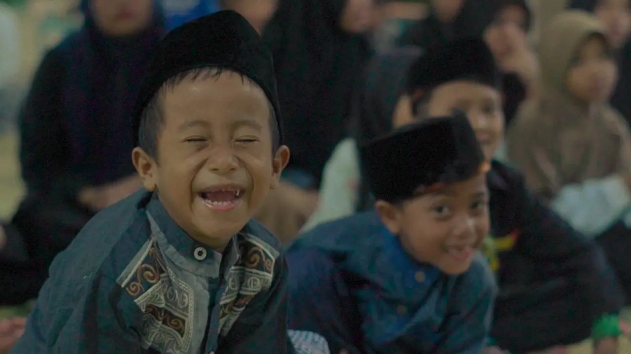 From Hearts to Smiles: Ramadan Kindness