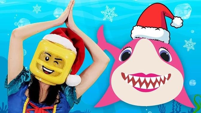 Christmas Baby Shark Song | DoReMi Bricks Kids Songs