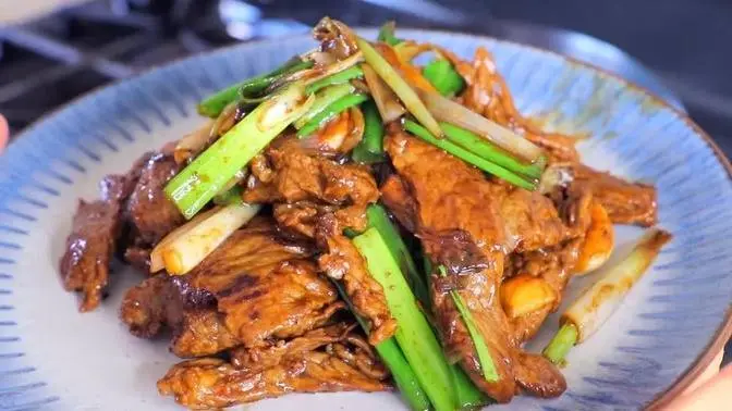 Amazing Stir-Fry Beef & Scallions Recipe, CiCi Li - Asian Home Cooking