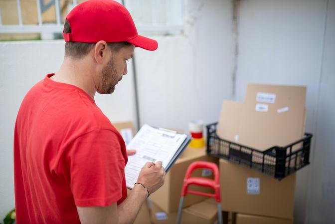 Delivering Excellence: The Role of Rush Courier in Customer Satisfaction
