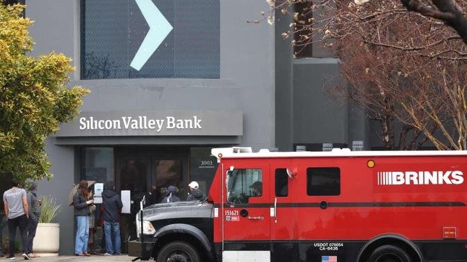 Here's how Silicon Valley Bank collapsed in 48 hours