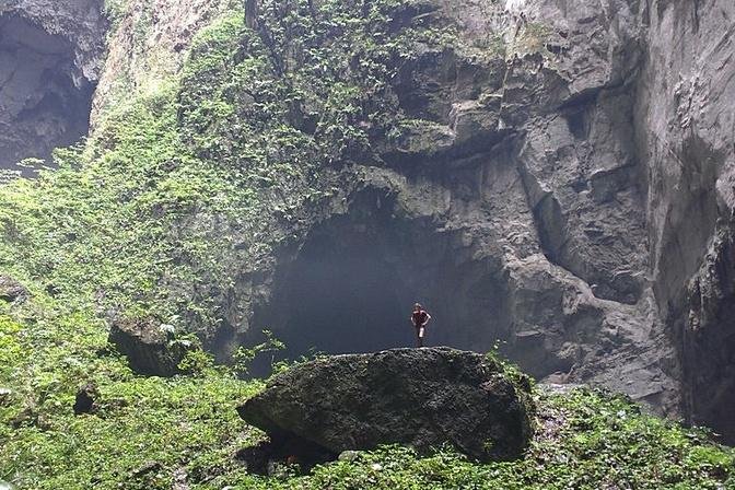 Hang Sơn Đoòng Cave: A Glimpse Into the World’s Largest Cave