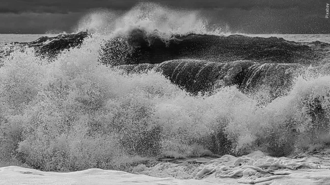 High-Surf Warning Issued For West Coast, Parts of Hawaii; Dangerous Waves Expected