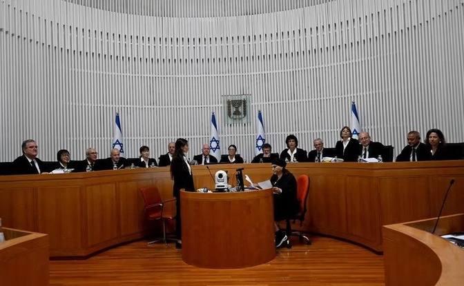 Israel #39 s Supreme Court strikes down disputed law that limited court