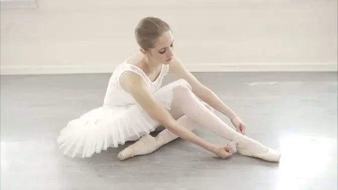 To be a BALLERINA / Everyday dancers routine / Dance on Pointshoes / Bolshoi Ballet