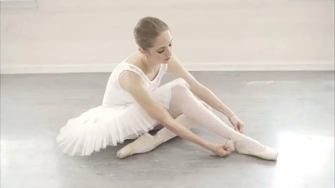 To be a BALLERINA / Everyday dancers routine / Dance on Pointshoes / Bolshoi Ballet