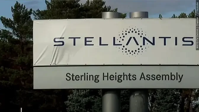 Stellantis Recalls 1.2M Vehicles to Fix Rear-View Camera Glitch