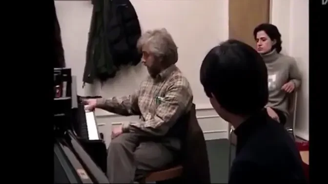 Krystian Zimerman advice on octave glissando