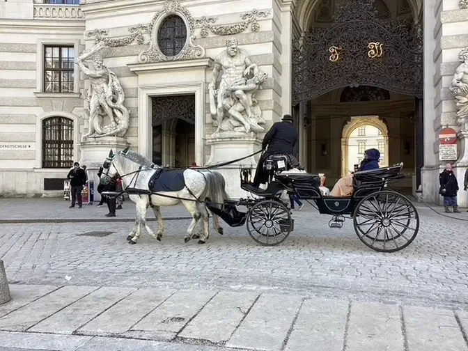 Vienna’s Horse-Drawn Carriages: A Short Trip Into a Specialty of Viennese History