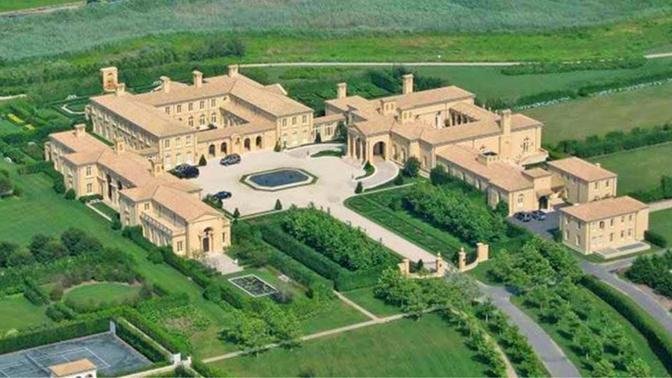 The Biggest Mansions In The World (2022)