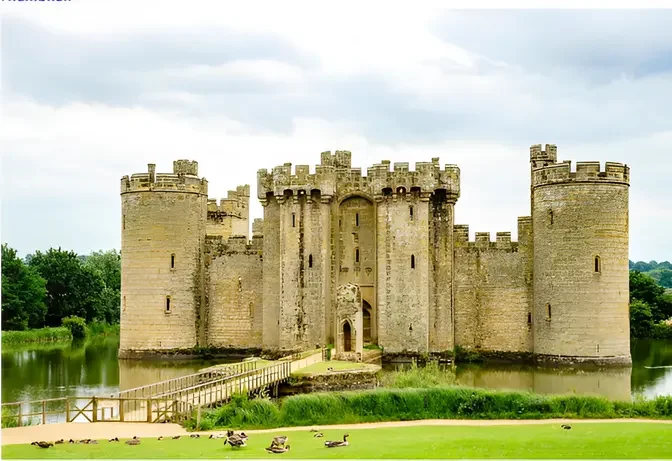 This Rural Farmhouse Was Once A Huge Medieval Estate | Time Team | Chronicle