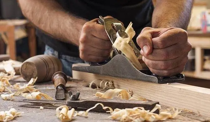Wood carving: Tips and Tools
