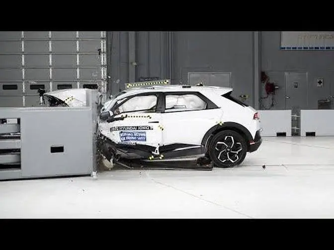 2022 Nissan Pathfinder updated side IIHS crash test