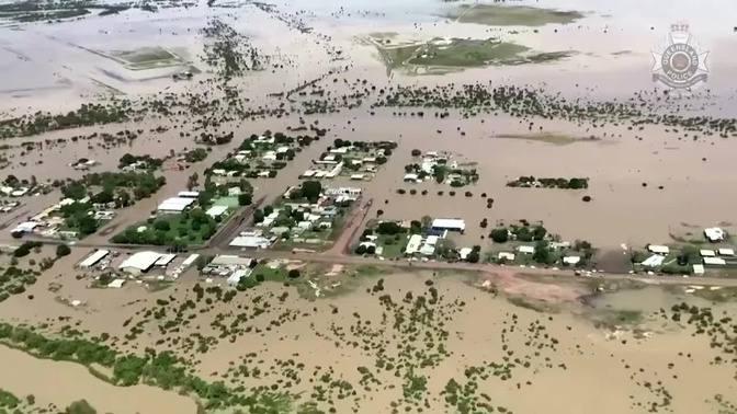 Heavy rain in Australia triggers flood evacuations