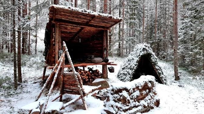 Winter Camping in Small Log Cabin Shelter - Bushcraft Fire Extinguisher, Gear Review, Building Door