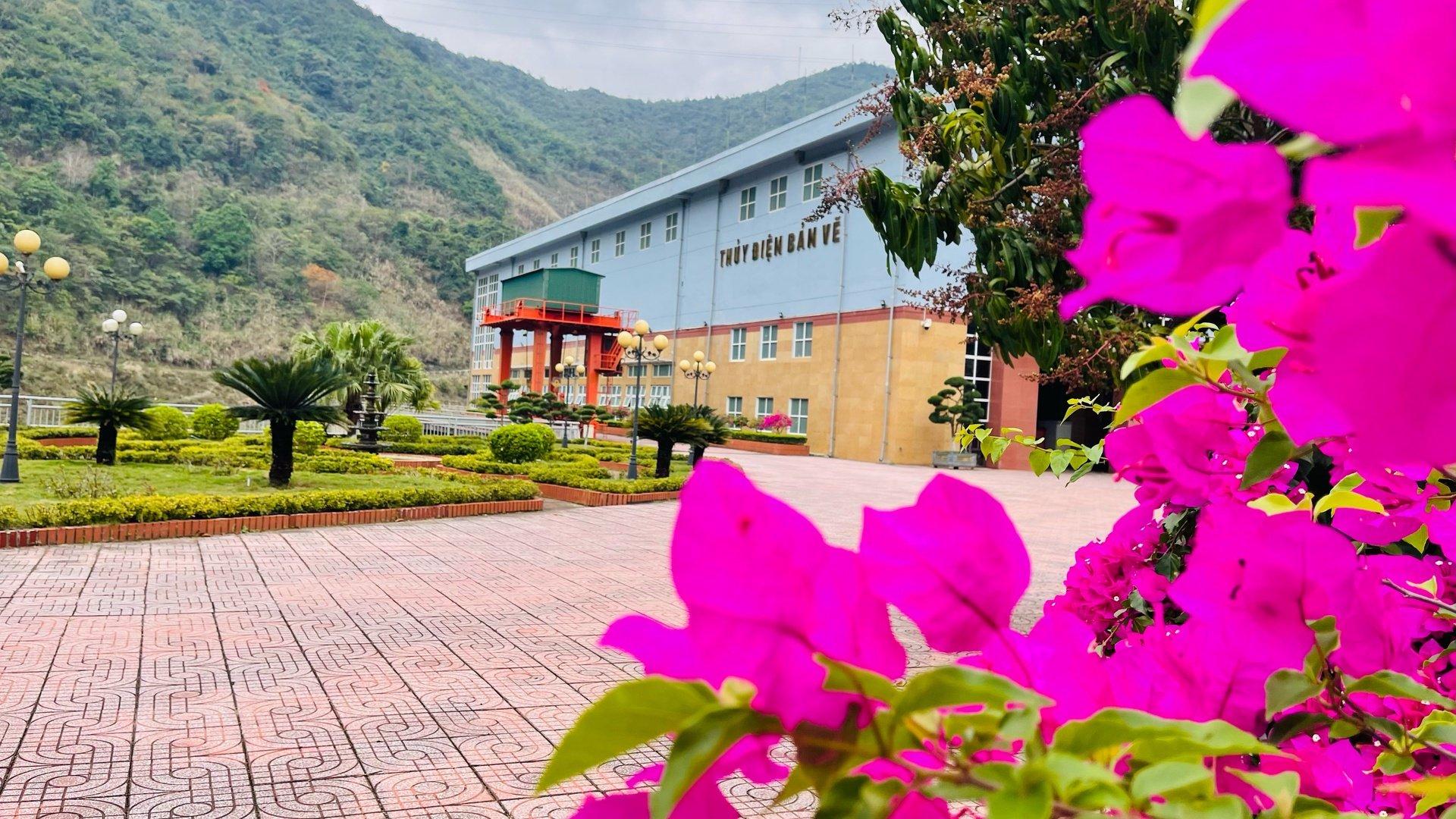 Du lịch Bản Vẽ