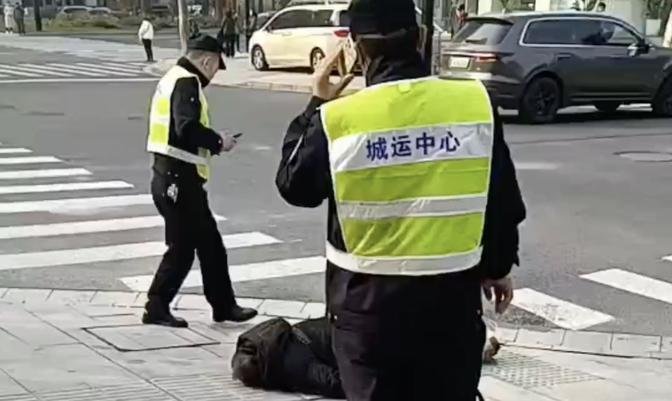 3月12日，上海一路人突发脑梗倒地不起
