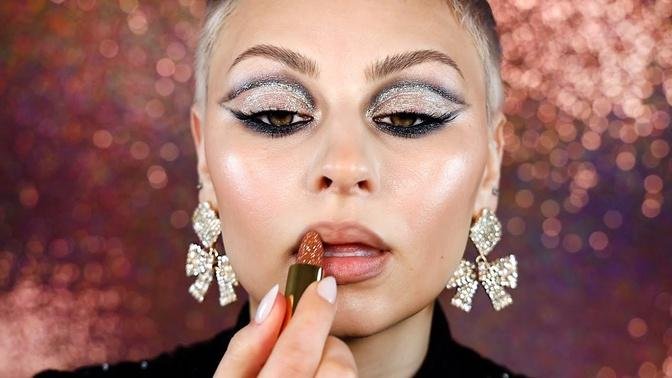 A modern take on some sparkly NYE makeup ✨