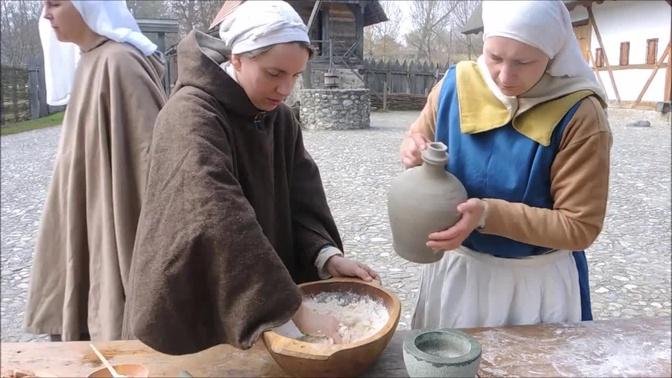 Baking bread the medieval way