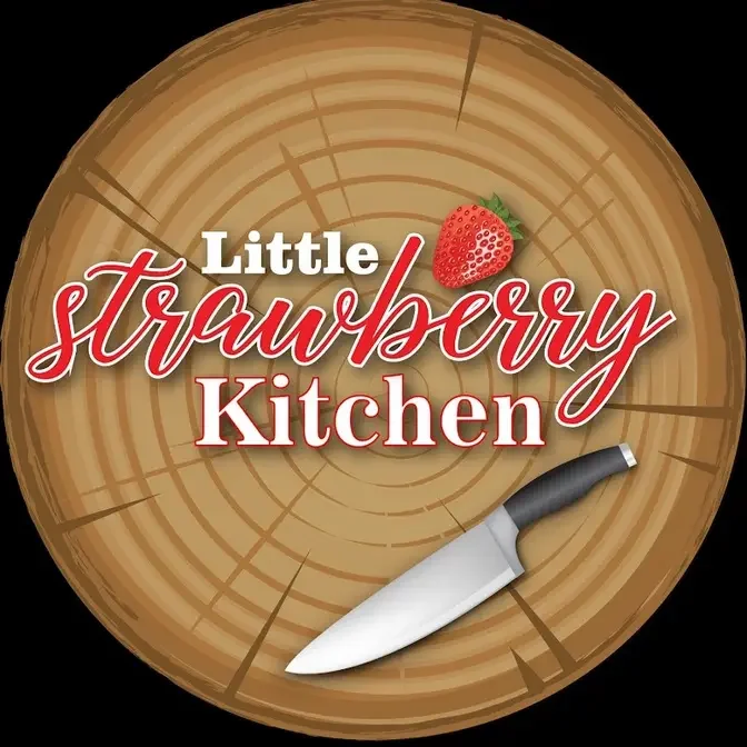 Little Strawberry Kitchen