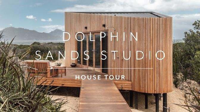 Explore a Sustainable Cabin on the Coast of Tasmania | Tiny Home Tour