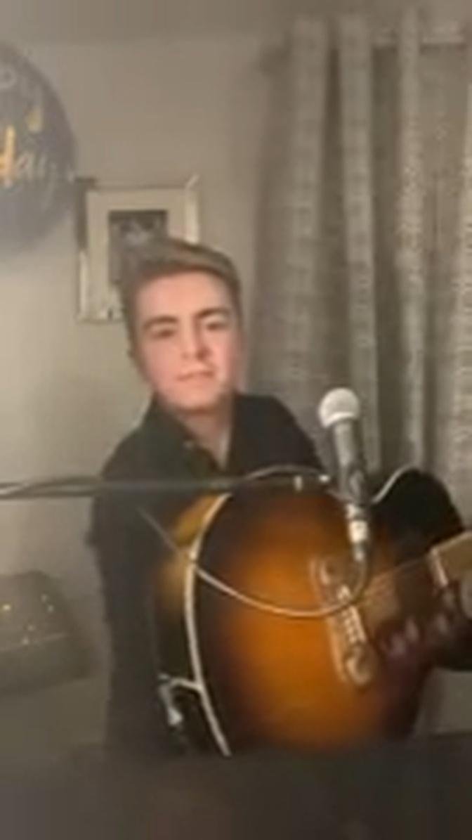 Owen Mac Acoustic Livestream