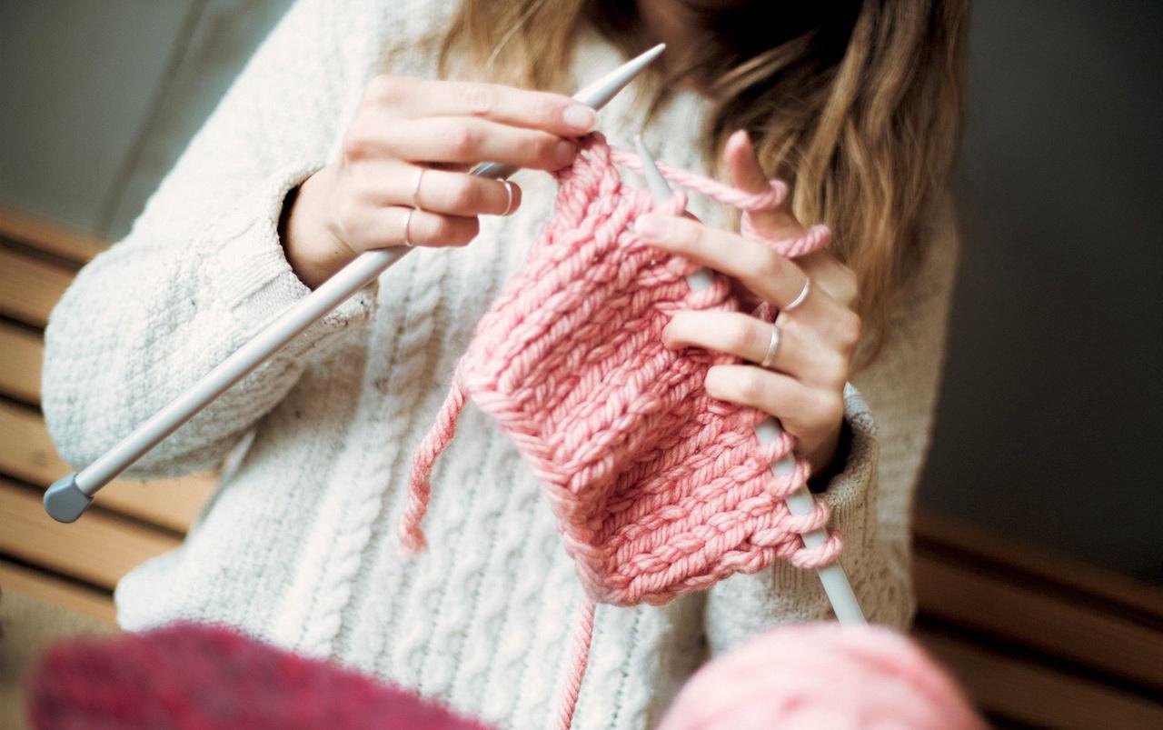 Knitting-101-c4dc7f4edd724662bf422c05f555f04a.jpg