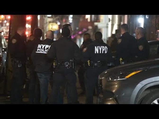 2 men killed, 4 wounded in separate NYC shootings
