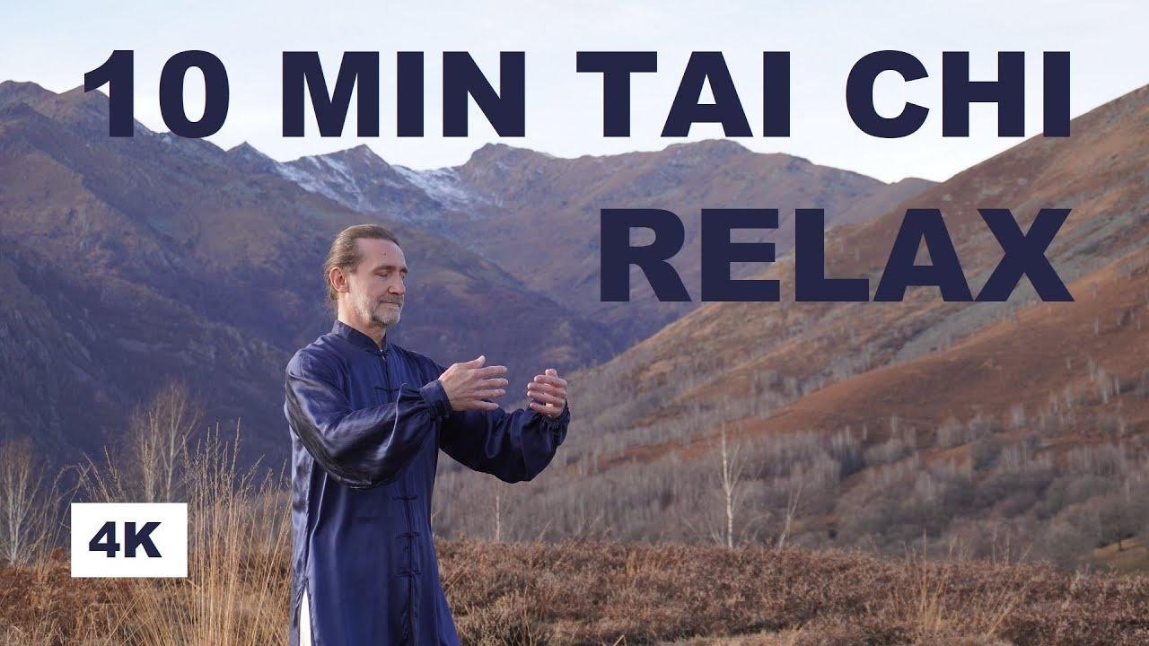 10 MIN EVENING TAI CHI AND QI GONG TO RELAX YOUR MIND AND BODY