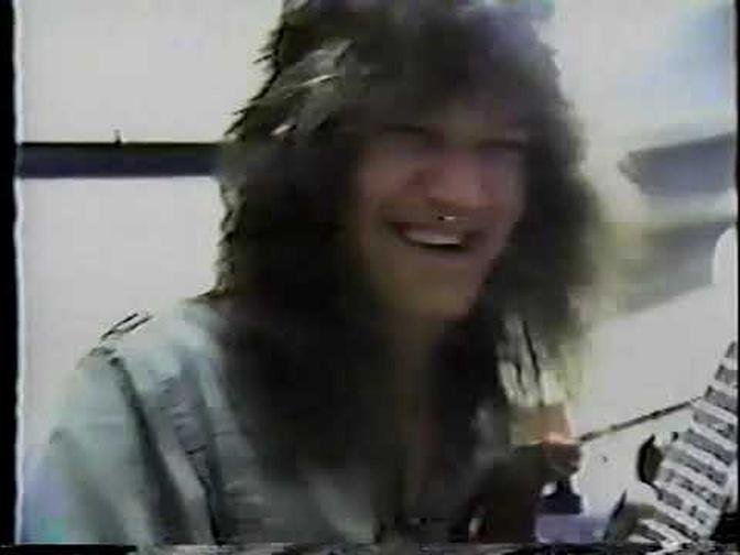 Eddie Van Halen Jamming on a Fender Stratocaster (Backstage Show, circa ...