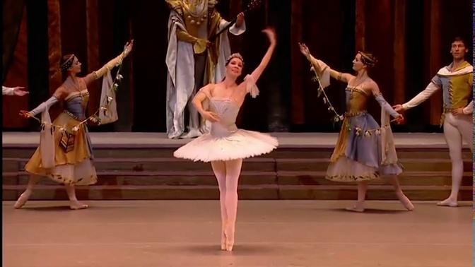 RAYMONDA - Variation Act 1 (Maria Alexandrova - Bolshoi Ballet)