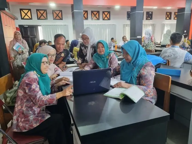 #literasidigitalindonesia#kebaikanitukeren
Observasi Pembelajaran Rekan Sejawat di SMA Negeri 3 Palembang