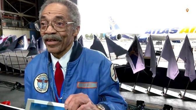 Former flight test engineer bids farewell to Boeing 747