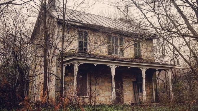 FOUND CAVE UNDERNEATH ABANDONED HOUSE Built In The Early 1800’s ...