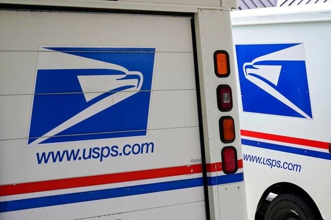 Washington DC post office worker robbed at gunpoint while making deliveries