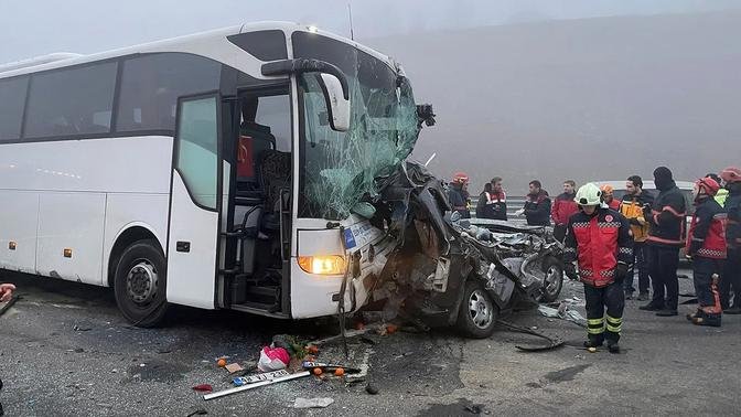 Chain-reaction Crash In Turkey Kills 10, Injures 57 On Foggy Highway ...