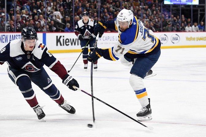 Jonathan Drouin, Mackenzie Blackwood lead Avs' win over Blues
