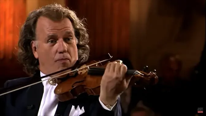 André Rieu premieres Anthony Hopkins waltz in Vienna