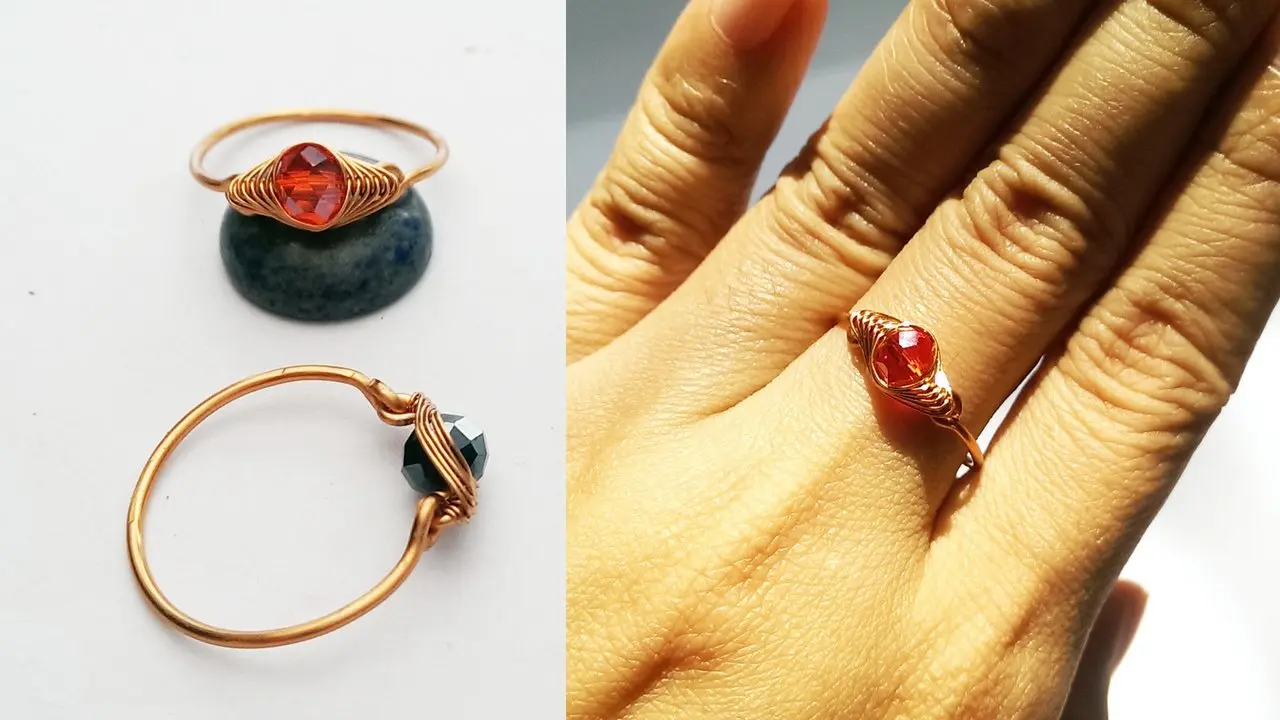Eye ring with small crystal - Herringbone wire wrap bead 389