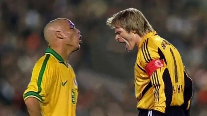 -OLIVER KAHN PROVOKE RONALDO PHENOMENO AND PAID DEARLY FOR IT!.