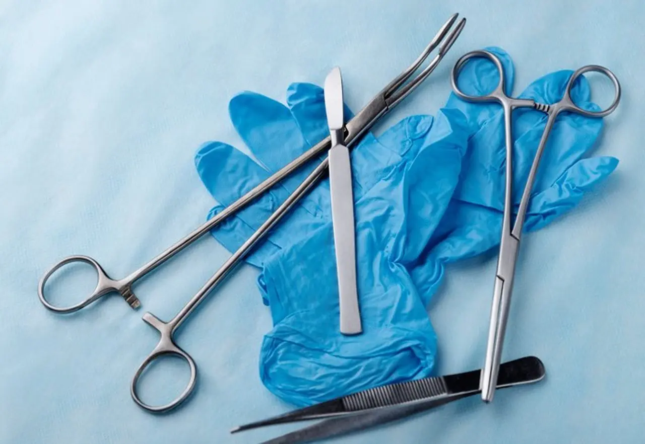 Laparoscopy Instruments Market Share Analysis by Product and Application