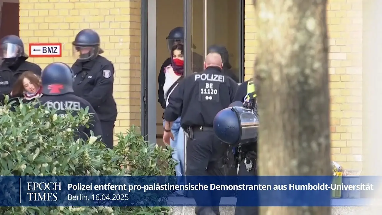 Polizei entfernt pro palästinensische Demonstranten aus Humboldt Universität