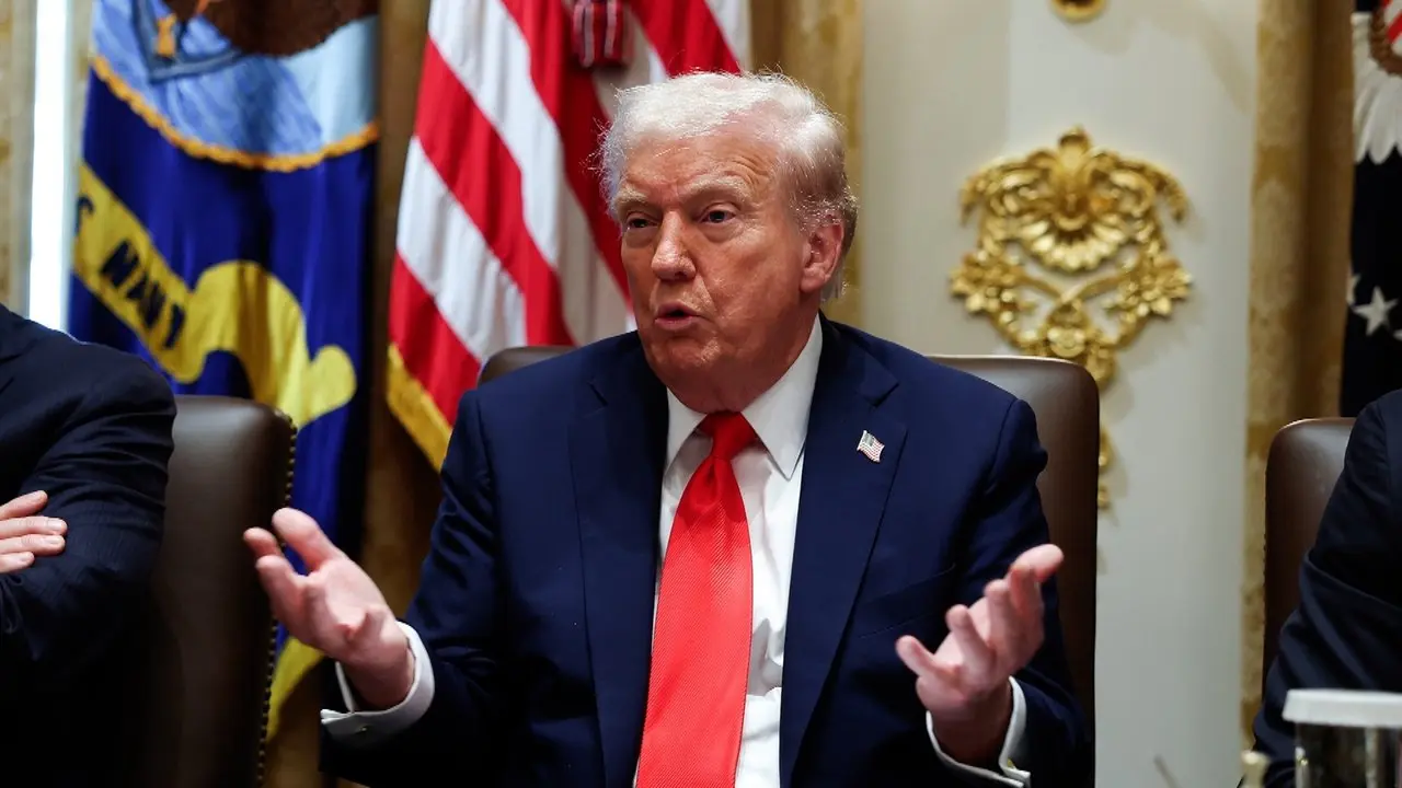 Trump to Hold 9th Cabinet Meeting of the Year; Witkoff, Kushner to Meet Putin for Peace Talks